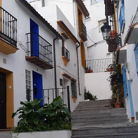 Casa Luciita: Agradable Con Chimenea, Patio Y Bbq. Ojén